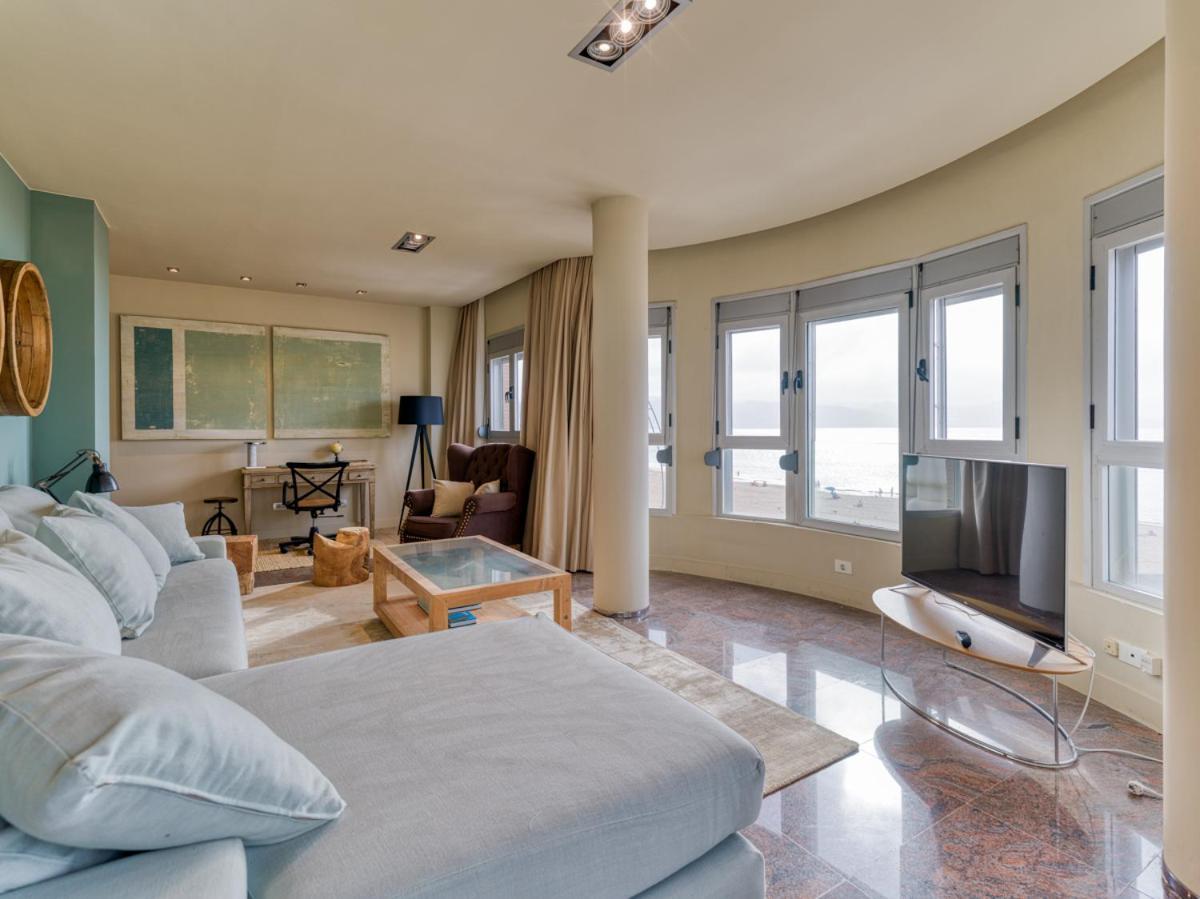 Luxury Bakus Canteras Beach Las Palmas de Gran Canaria Exterior photo
